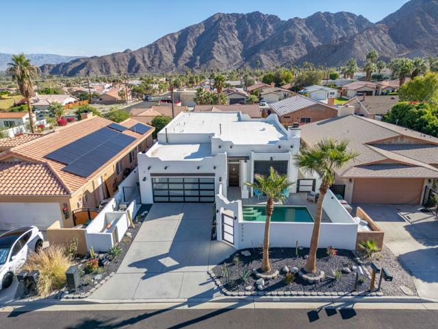 53770 Avenida Rubio, La Quinta CA: https://media.crmls.org/mediaz/578be32e-3da4-45b1-9181-c0efc7d744b8.jpg