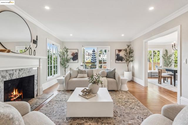 725 Carlston Ave, Oakland CA: https://media.crmls.org/mediaz/578bffbd-0fad-420f-8ca3-9f5a9af5788c.jpg