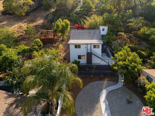 621 Isabel Street, Los Angeles CA: https://media.crmls.org/mediaz/578c114f-c919-41f0-a87b-cea574891a9a.jpg