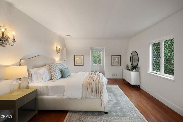 Detail Gallery Image 18 of 22 For 790 Huntington Cir, Pasadena,  CA 91106 - 4 Beds | 3 Baths