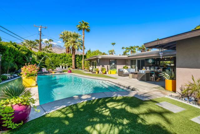 2749 E Livmor Avenue, Palm Springs, CA 92262