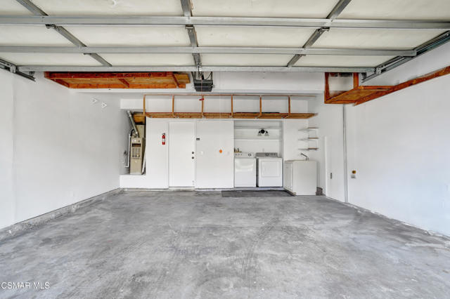 28121 Seco Canyon Road, Saugus CA: https://media.crmls.org/mediaz/578f1da2-4095-44c2-abec-555aca5263e6.jpg