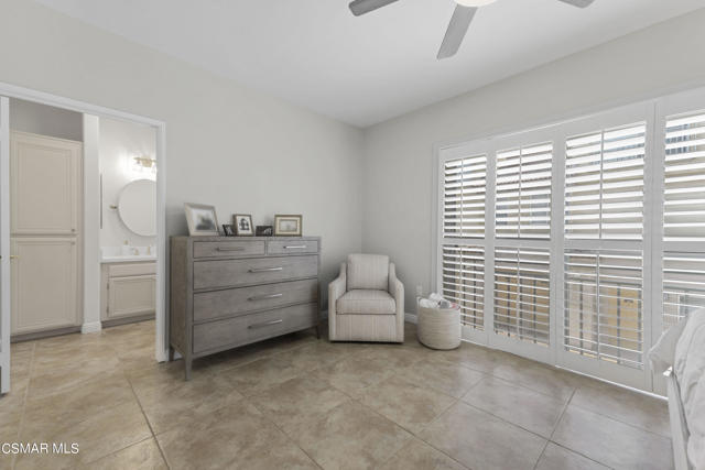 5200 Premiere Hills Circle, Woodland Hills CA: https://media.crmls.org/mediaz/578fae56-0eb0-4da0-8374-a4e9751c68de.jpg