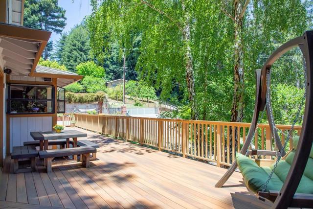 350 Aurora Road, Soquel CA: https://media.crmls.org/mediaz/578fafae-d6ec-4791-8fd4-4e02c28e913c.jpg