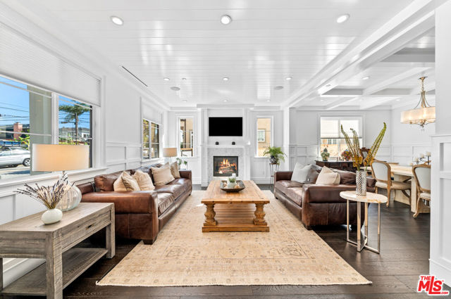 3021 Pearl Street photo 3