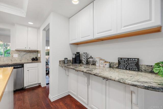 Detail Gallery Image 19 of 49 For 6561 Corte Cisco, Carlsbad,  CA 92009 - 3 Beds | 2/1 Baths