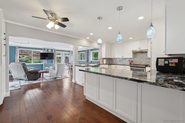 8007 Wetherly St, La Mesa CA: https://media.crmls.org/mediaz/579227b2-a28a-4af6-9b00-3ea1ce4b6844.jpg