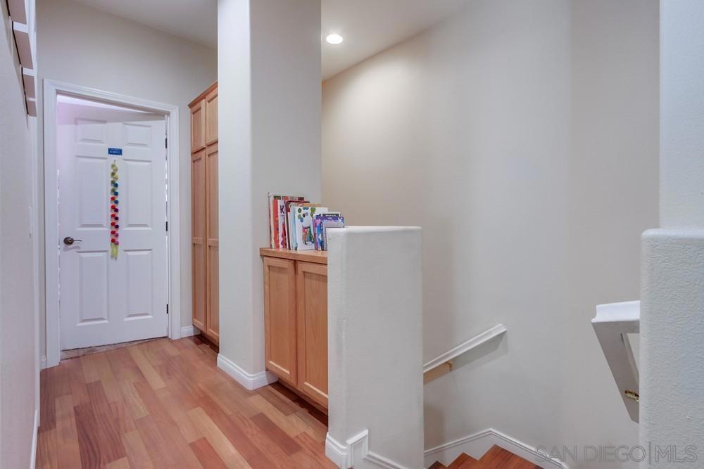 MLS #250026575SD img 21