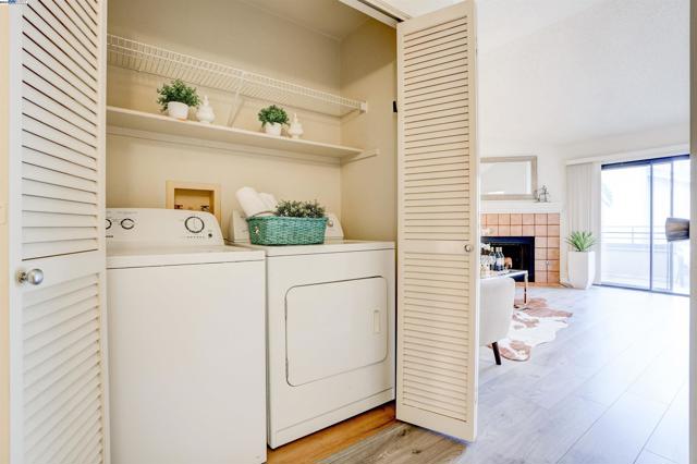 Image 26 of 50 For 6047 Joaquin Murieta Ave  F