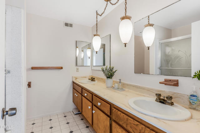 Detail Gallery Image 14 of 26 For 1014 N Modesto Ave, Camarillo,  CA 93010 - 4 Beds | 2/1 Baths