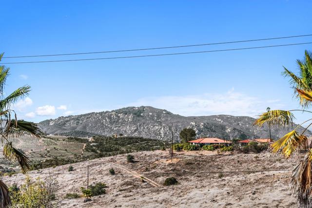 11270 San Luis Rey Dr, Valley Center CA: https://media.crmls.org/mediaz/5793a045-ae22-4586-9e6d-c9700462e338.jpg