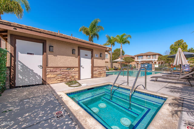1529 La Verada Court, Camarillo CA: https://media.crmls.org/mediaz/5793e03d-3d51-428e-8ea0-4ea3eacec198.jpg