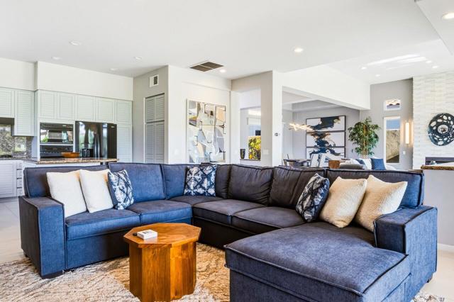 752 Mission Creek Drive, Palm Desert, CA 92211