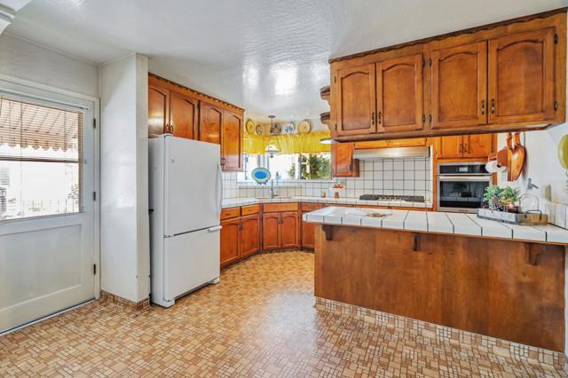 93 Alexander Court, San Jose CA: https://media.crmls.org/mediaz/57945c80-bab5-44d1-bffe-16aa78f01050.jpg