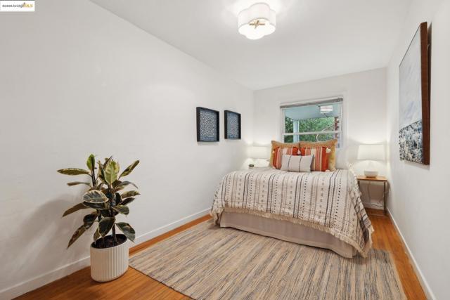 1626 Kains Ave., Berkeley CA: https://media.crmls.org/mediaz/57959b90-03a0-4eda-805e-1823971ee130.jpg