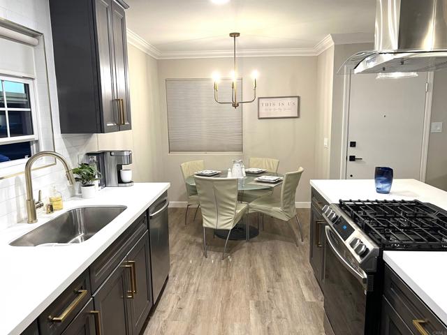 Detail Gallery Image 2 of 33 For 3589 Nina St, Oceanside,  CA 92056 - 2 Beds | 1 Baths