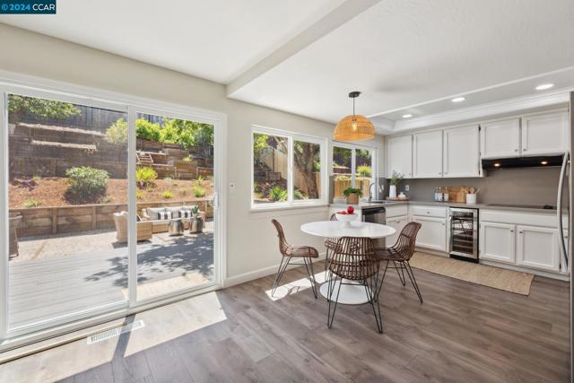 Image 19 of 59 For 2274 Dapplegray Lane