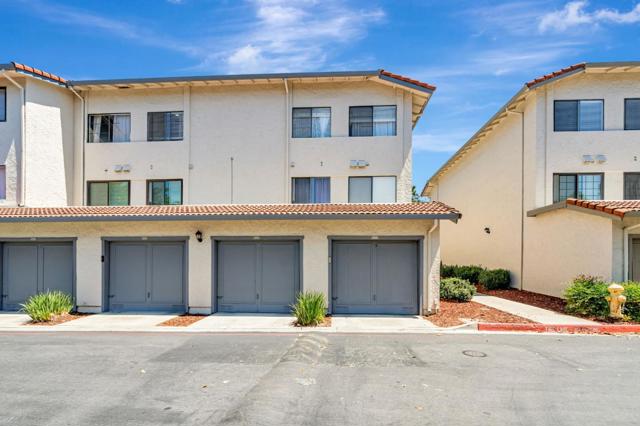 3138 Kenland Drive, San Jose CA: https://media.crmls.org/mediaz/57969e6d-a3ef-4c97-abe6-9ca8d19f6486.jpg