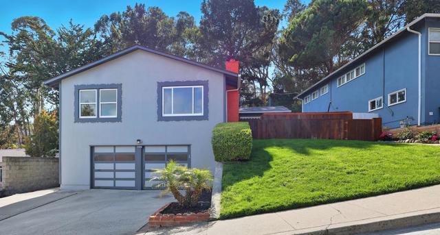 2081 Rollingwood Drive, San Bruno CA: https://media.crmls.org/mediaz/57974066-0494-4f97-b499-0f9696f82d62.jpg