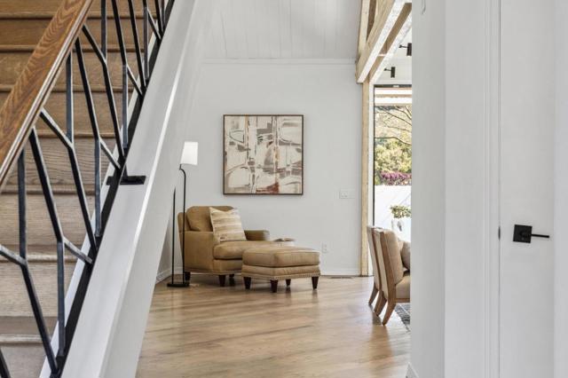 9504 Alder Court, Carmel CA: https://media.crmls.org/mediaz/5797e482-4f19-4ab5-8f11-7e1c42f833c4.jpg