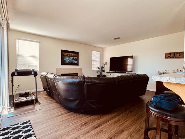 Image 4 of 25 For 1392 Carneros Valley Street