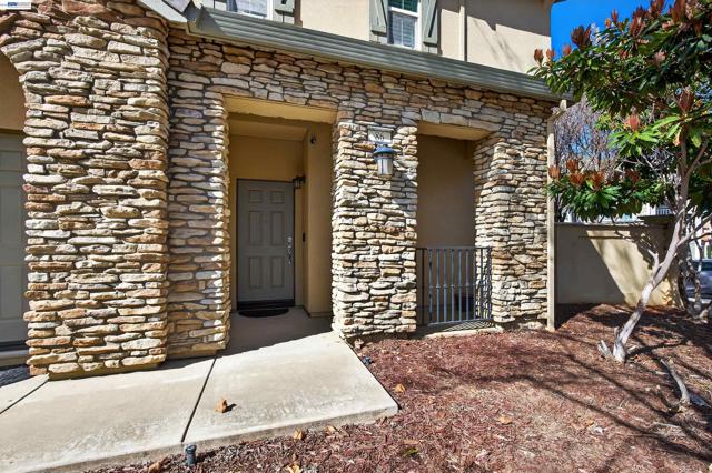 86 S Cortadillo St, Mountain House CA: https://media.crmls.org/mediaz/57992abb-3b7b-46f7-9866-eb1f3341455a.jpg