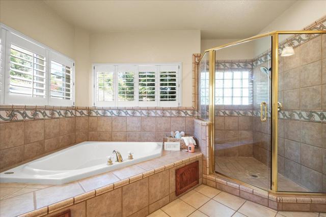 Image 29 of 56 For 2560 Cypress Ridge Avenue
