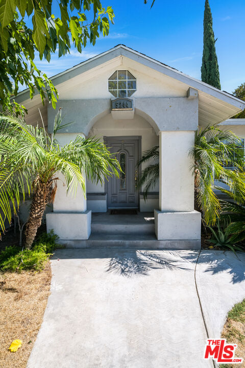 5244 Wilkinson Avenue photo 6