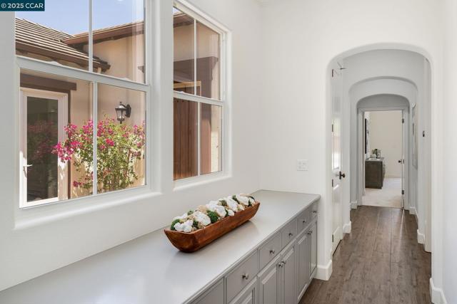 3467 Cashmere Street, Danville CA: https://media.crmls.org/mediaz/579b6b0f-4ff1-456a-9de2-dd5023719a40.jpg