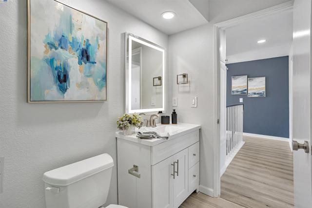 427 Summerwood Dr, Fremont CA: https://media.crmls.org/mediaz/579b89b8-e81e-4799-a9a8-852836b3900b.jpg