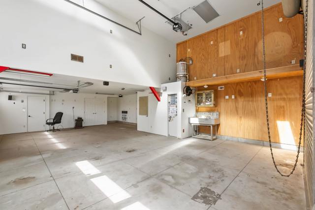 Detail Gallery Image 35 of 67 For 296 East Ln, El Cajon,  CA 92021 - 3 Beds | 2 Baths