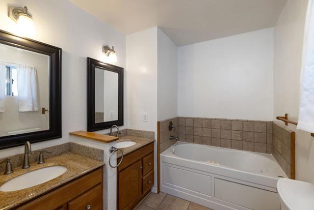 14440 Ridgecrest Road, Royal Oaks CA: https://media.crmls.org/mediaz/579c7e98-bc6e-4fd8-b85d-9713eeb3f714.jpg
