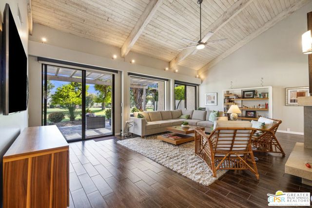 747 Inverness Drive, Rancho Mirage CA: https://media.crmls.org/mediaz/579c936b-25b2-4525-9286-4e31293425c0.jpg