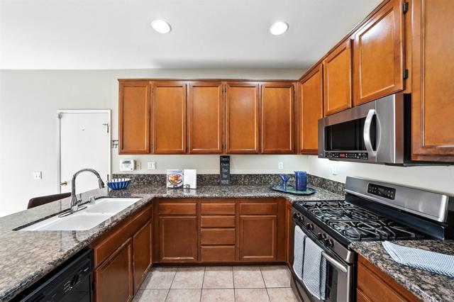 1929 Geyserville Street, Chula Vista CA: https://media.crmls.org/mediaz/579d4075-b19d-4e1b-9e33-a9c500aa5887.jpg