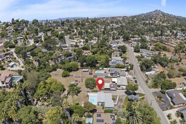 10705 Louisa Dr., La Mesa CA: https://media.crmls.org/mediaz/579d70e2-3bda-4312-8ced-204220499cfa.jpg