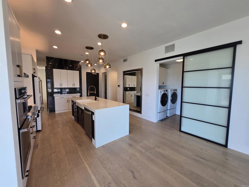 8337 Distinctive Drive - photo 13