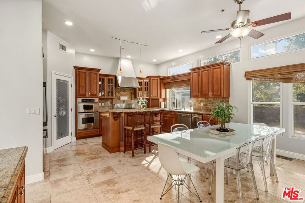 MLS #26862935 image #6