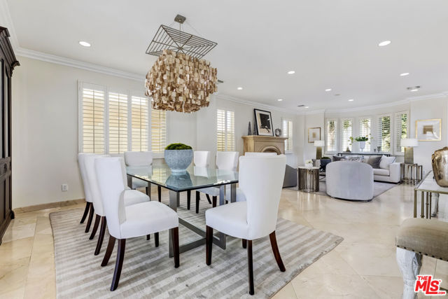 1471 S Crest Drive, Los Angeles CA: https://media.crmls.org/mediaz/579dc851-e8bb-4b49-b8a7-73af5bd460c0.jpg