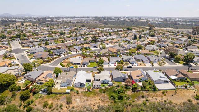 7587 Northrup Dr, San Diego CA: https://media.crmls.org/mediaz/579e2c0e-32c7-4c7e-9e5d-f9a5de4b439e.jpg