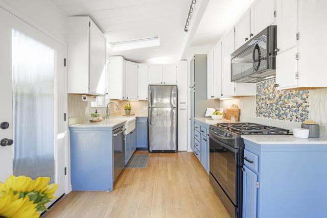 420 Clubhouse Drive, Aptos CA: https://media.crmls.org/mediaz/579e3dfb-dd16-4889-b65d-f814fb0badc7.jpg