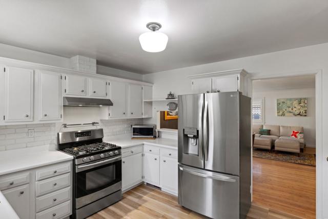 680 Parcel Street, Monterey CA: https://media.crmls.org/mediaz/579eeb4c-92e5-45d1-ab34-e83808c67e24.jpg