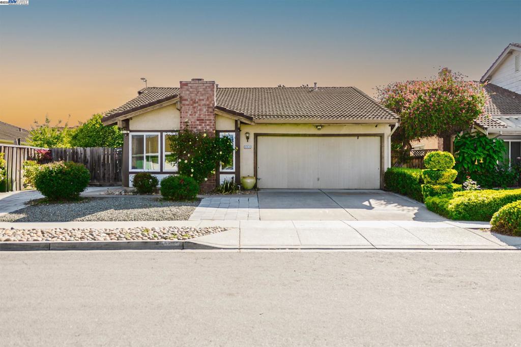 4959 Friar Ave