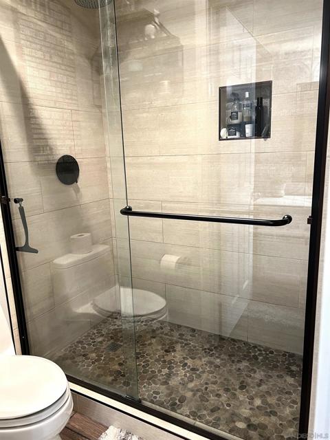6970 Ballena Way, Carlsbad CA: https://media.crmls.org/mediaz/57a0acf2-d1ea-4953-9694-b300fcac3020.jpg