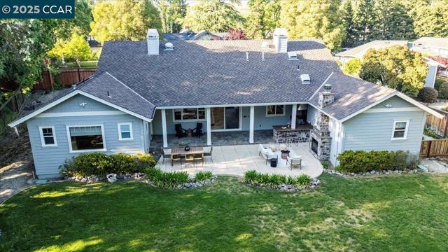 1291 Clover Ln, Walnut Creek CA: https://media.crmls.org/mediaz/57a12a39-0332-4f85-96c4-89ab0cf1d180.jpg