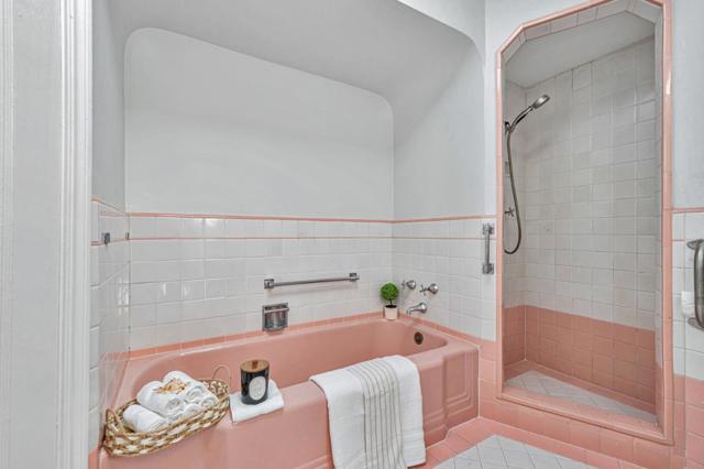 1834 38th Avenue, San Francisco CA: https://media.crmls.org/mediaz/57a13d24-1816-48ea-89fb-2ad37644bc63.jpg