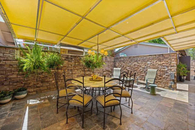 260 27Th St, Del Mar CA: https://media.crmls.org/mediaz/57a199af-1654-4f72-a04e-1bfb76248800.jpg