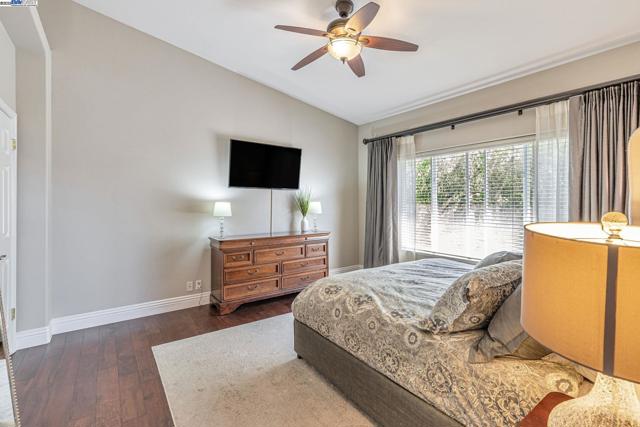 2460 Magnolia Way, Morgan Hill CA: https://media.crmls.org/mediaz/57a1fc90-1d77-4e70-8273-a36d638ee6ac.jpg