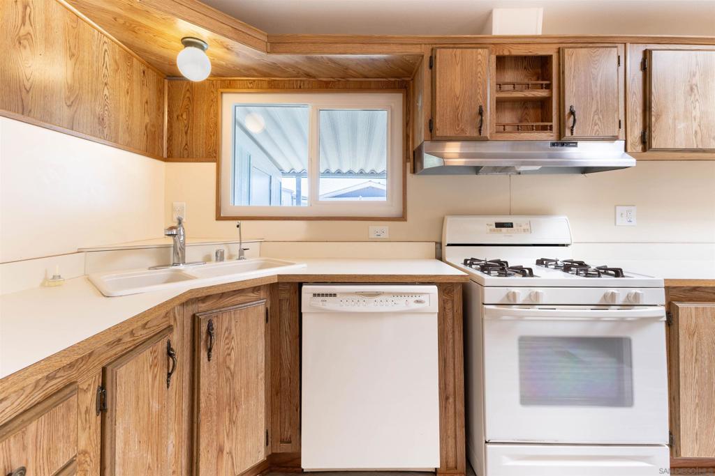 909 Richland Rd - photo 8