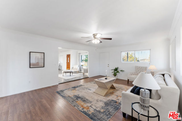 9256 6th Avenue, Hesperia CA: https://media.crmls.org/mediaz/57a3649e-4564-4cad-bfc4-5fdc2c1d290e.jpg