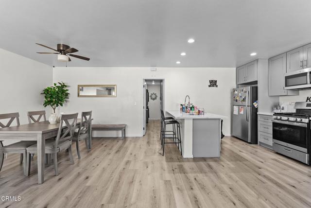 2730 Jill Place, Port Hueneme CA: https://media.crmls.org/mediaz/57a477ee-5c98-46c7-8342-7ce2b25c12d2.jpg